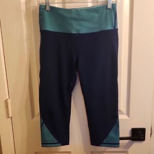 Victoria's Secret Mint Navy Blue and Teal VSX Sport Cropped Leggings